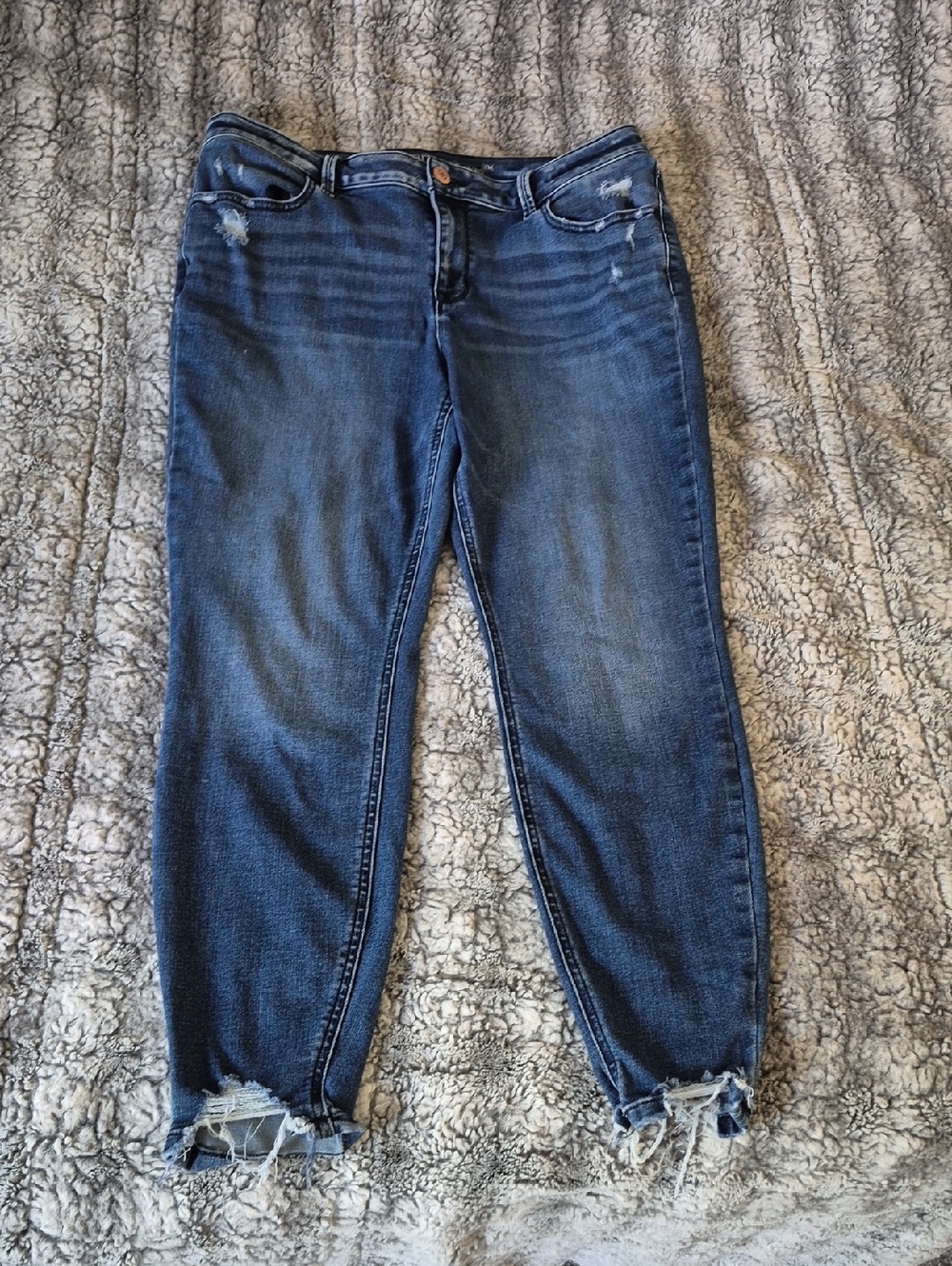 Maurices 🖤 Dark Blue Boyfriend Jeans with Distressed Hem (703)